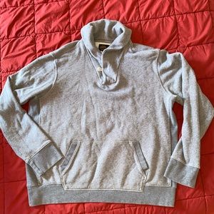 L.L. Bean’s Men’s sweatshirt sweater size large